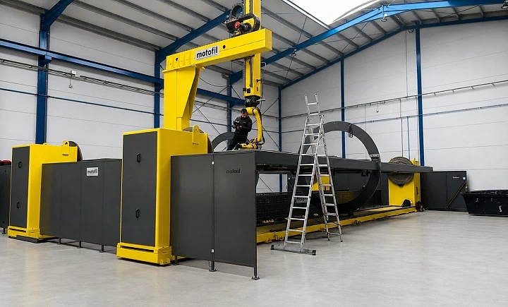 Carrocerias Tanis: Robot de Soldaduda